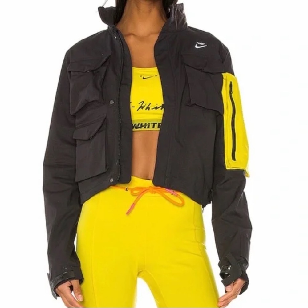 Nike x Off White Women’s Running Jacket. Size XS.